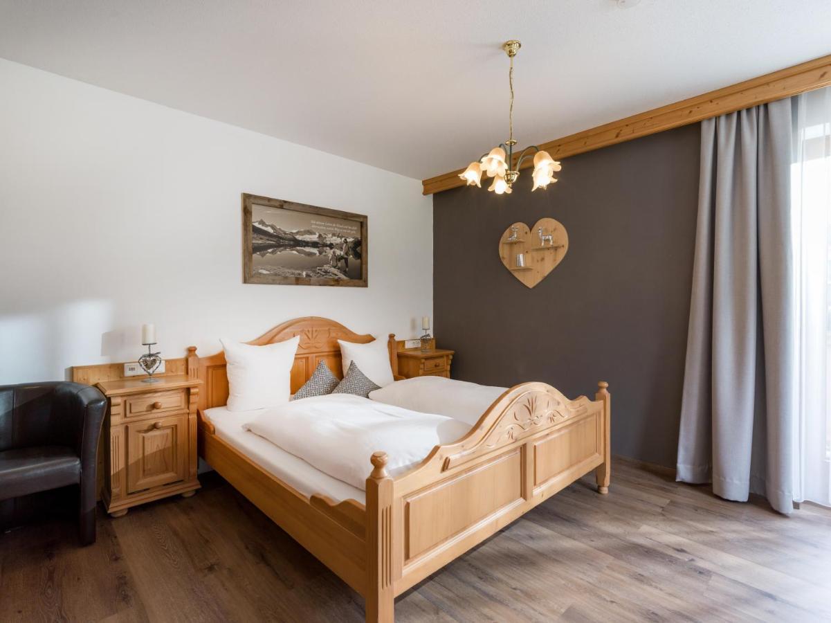 Landhaus Alpenherz Aschau Im Zillertal Екстер'єр фото